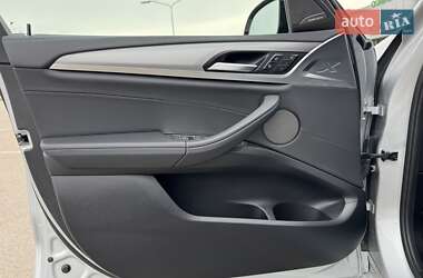 Внедорожник / Кроссовер BMW X4 2020 в 