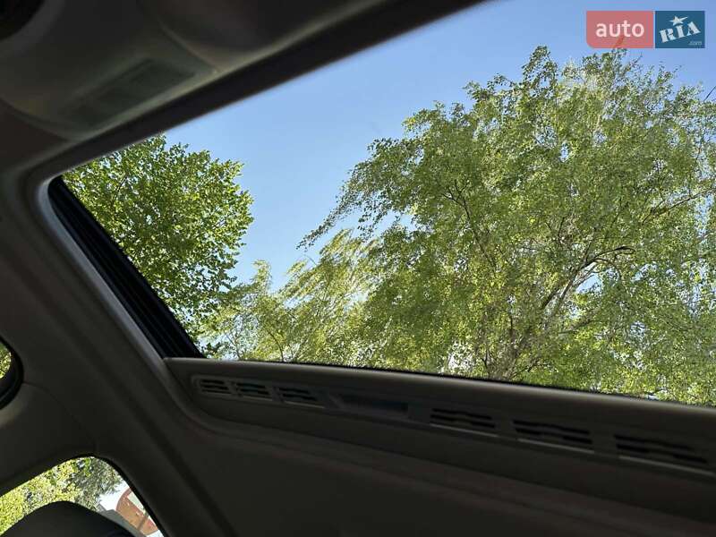 Внедорожник / Кроссовер BMW X4 2017 в Ровно