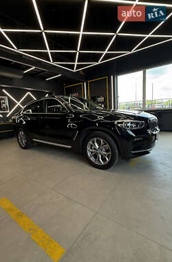 Внедорожник / Кроссовер BMW X4 2020 в Киеве