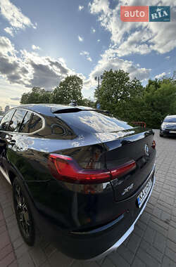 Внедорожник / Кроссовер BMW X4 2021 в 