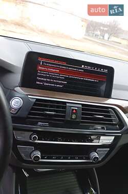 Позашляховик / Кросовер BMW X4 2021 в 