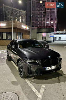 Внедорожник / Кроссовер BMW X4 2021 в 