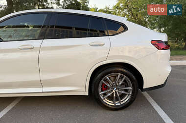 Внедорожник / Кроссовер BMW X4 2021 в 