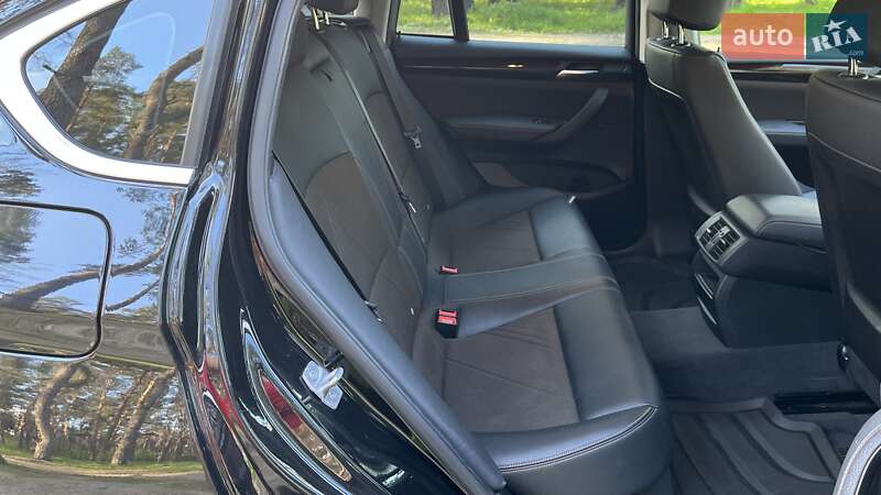 Позашляховик / Кросовер BMW X4 2016 в Житомирі