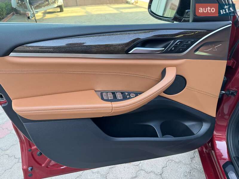 Внедорожник / Кроссовер BMW X4 2020 в Одессе