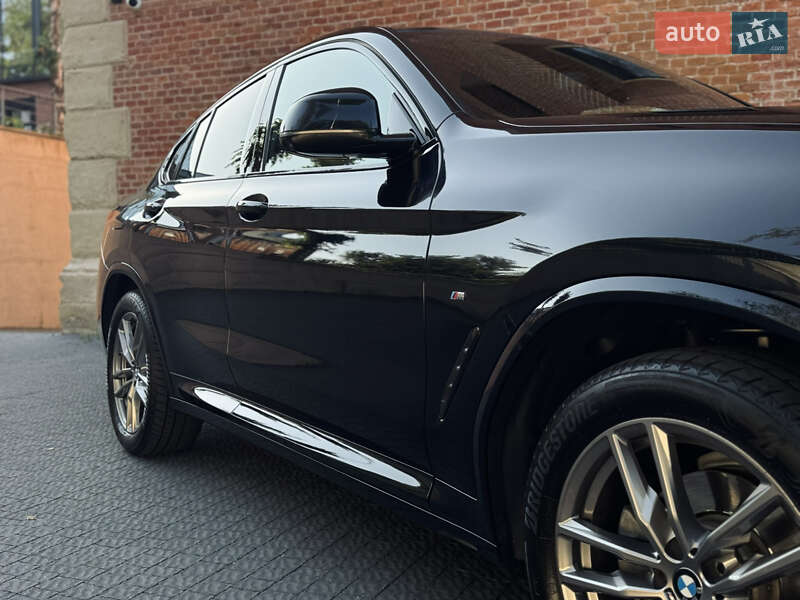 Внедорожник / Кроссовер BMW X4 2020 в Львове