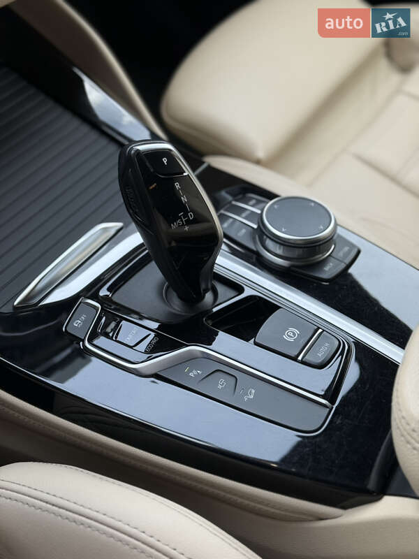 Внедорожник / Кроссовер BMW X4 2020 в Львове