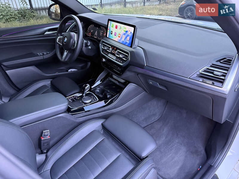 Внедорожник / Кроссовер BMW X4 2022 в Киеве