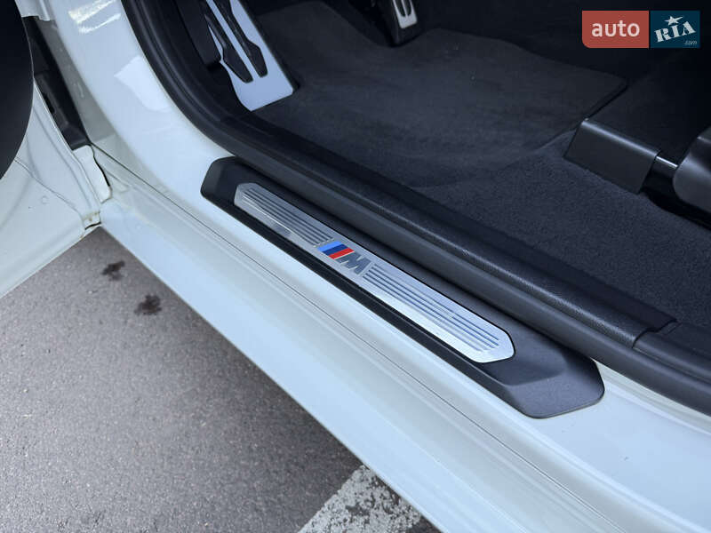 Внедорожник / Кроссовер BMW X4 2022 в Киеве