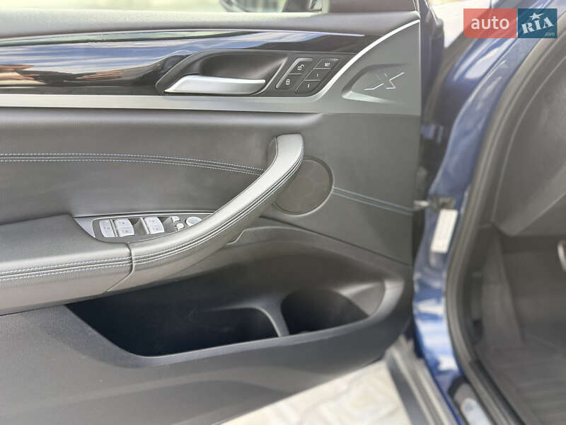 Внедорожник / Кроссовер BMW X4 2018 в Каменец-Подольском