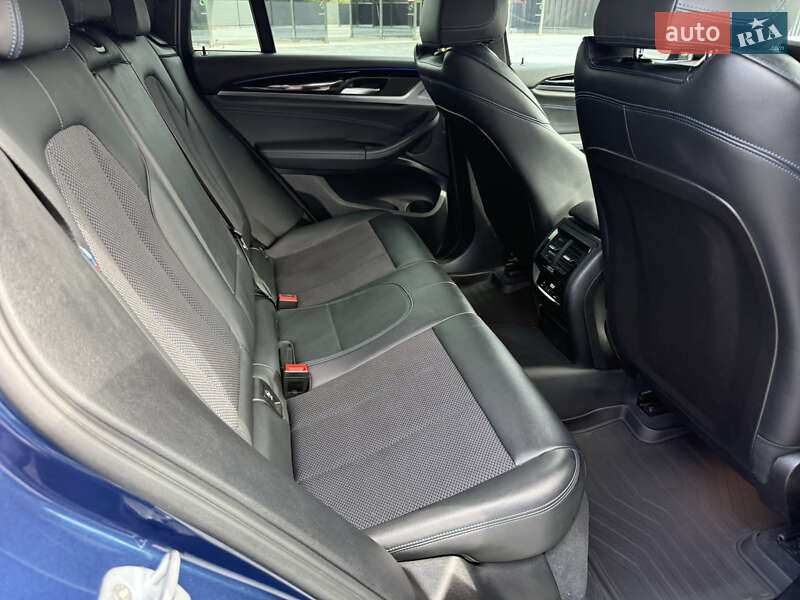 Внедорожник / Кроссовер BMW X4 2018 в Каменец-Подольском