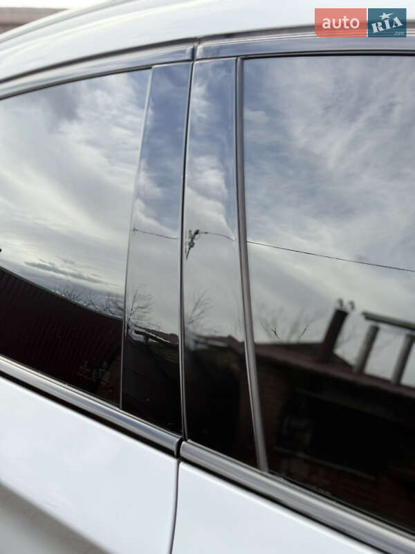 Внедорожник / Кроссовер BMW X4 2015 в Дрогобыче