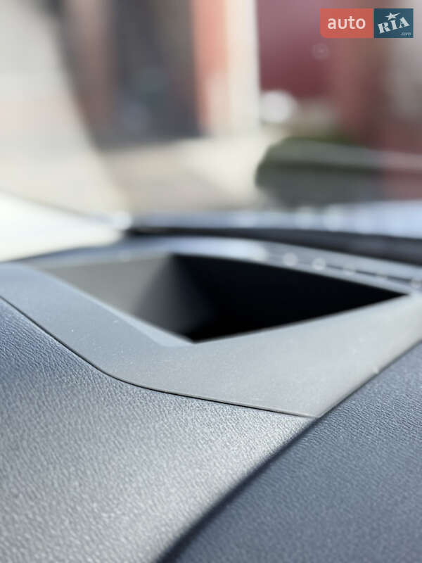 Внедорожник / Кроссовер BMW X4 2015 в Дрогобыче