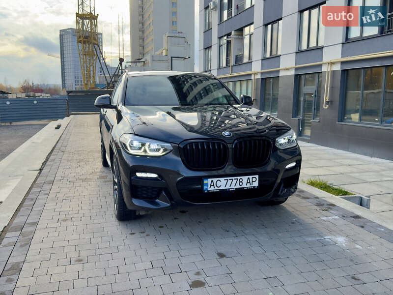 Внедорожник / Кроссовер BMW X4 2020 в Луцке