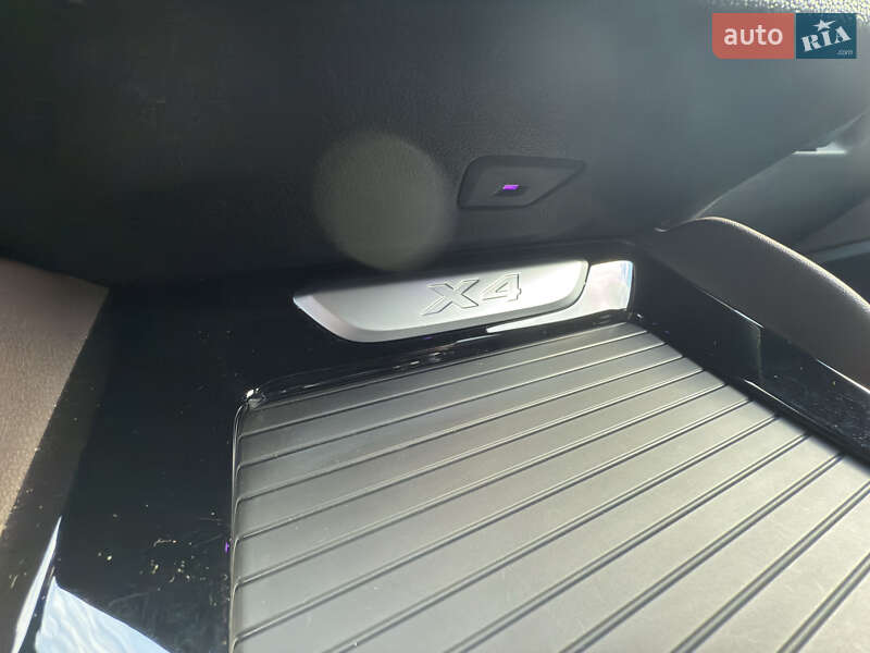 Внедорожник / Кроссовер BMW X4 2020 в Луцке