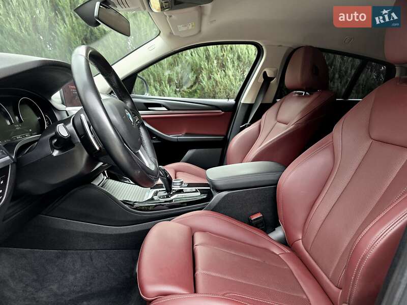 Внедорожник / Кроссовер BMW X4 2021 в Самборе