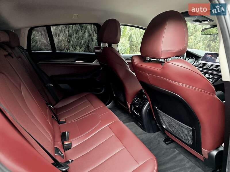 Внедорожник / Кроссовер BMW X4 2021 в Самборе