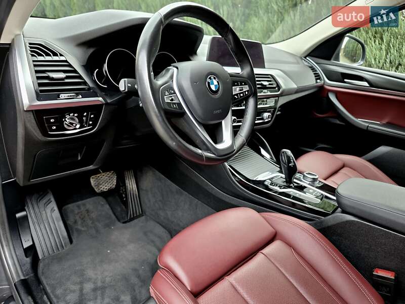 Внедорожник / Кроссовер BMW X4 2021 в Самборе