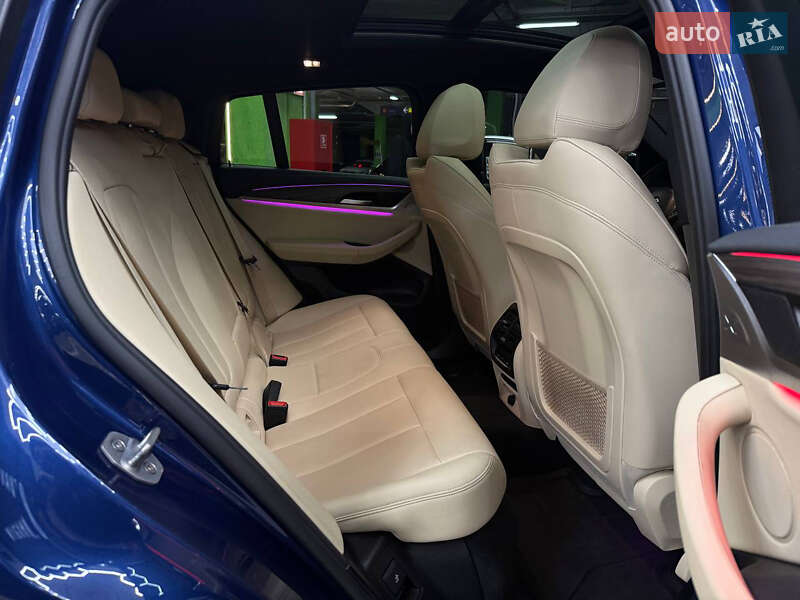 Внедорожник / Кроссовер BMW X4 2019 в Киеве