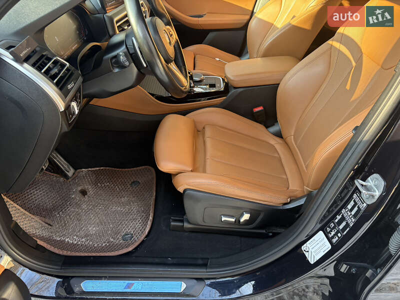 Внедорожник / Кроссовер BMW X4 2022 в Львове