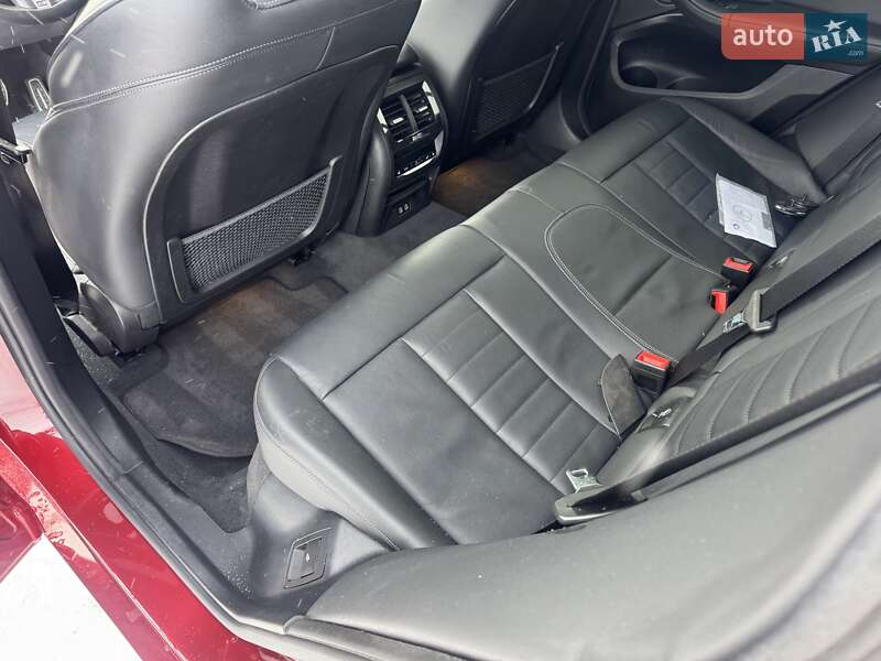 Внедорожник / Кроссовер BMW X4 2021 в Тернополе