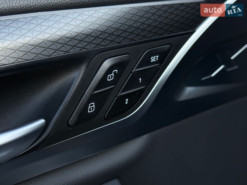 Внедорожник / Кроссовер BMW X4 2021 в Мукачево