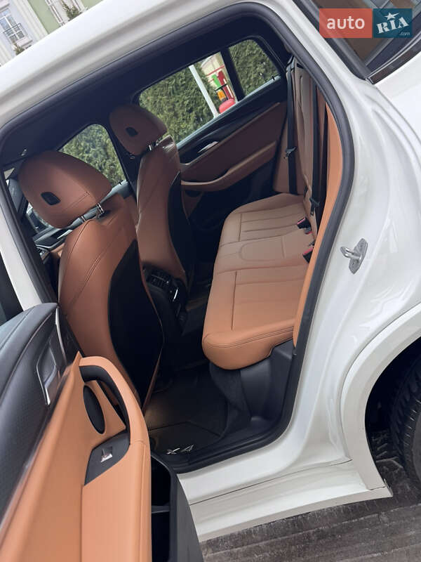 Внедорожник / Кроссовер BMW X4 2022 в Киеве