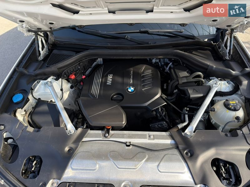 Внедорожник / Кроссовер BMW X4 2019 в Киеве