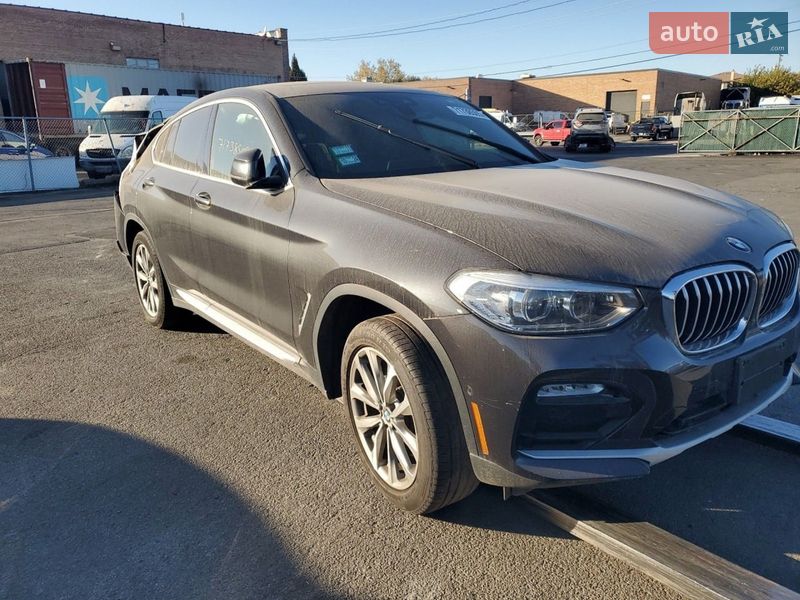 Внедорожник / Кроссовер BMW X4 2019 в Киеве