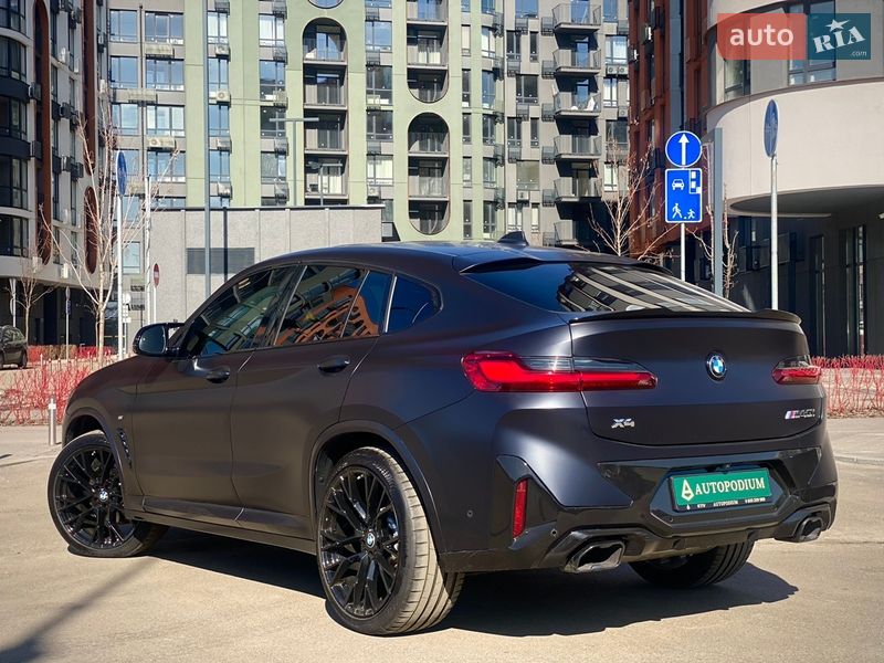 Внедорожник / Кроссовер BMW X4 2024 в Киеве