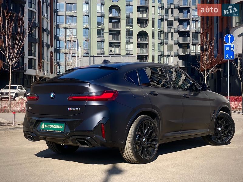 Внедорожник / Кроссовер BMW X4 2024 в Киеве