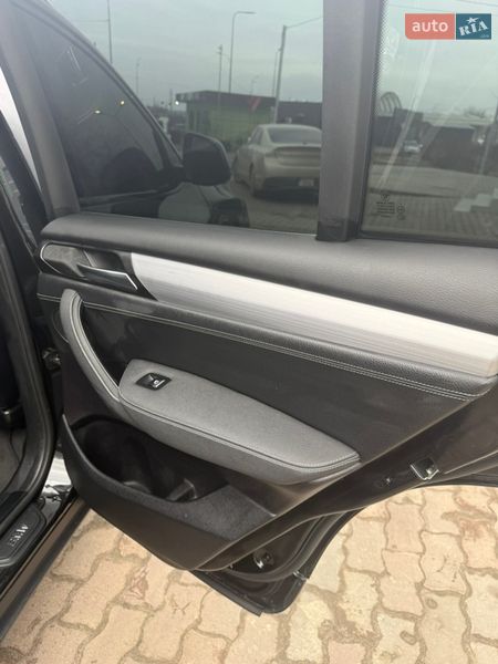 Внедорожник / Кроссовер BMW X4 2015 в Ирпене