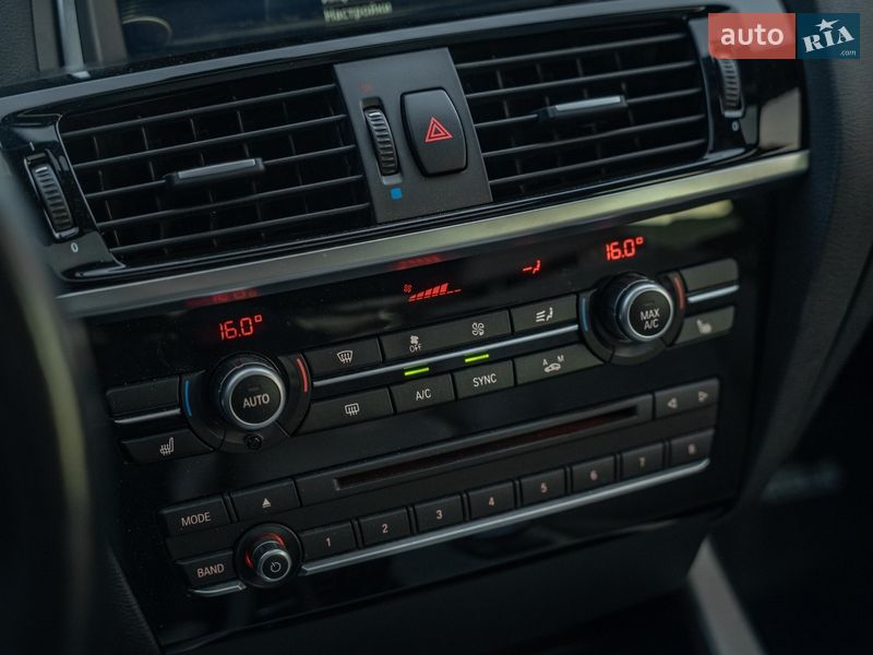 Внедорожник / Кроссовер BMW X4 2015 в Черновцах