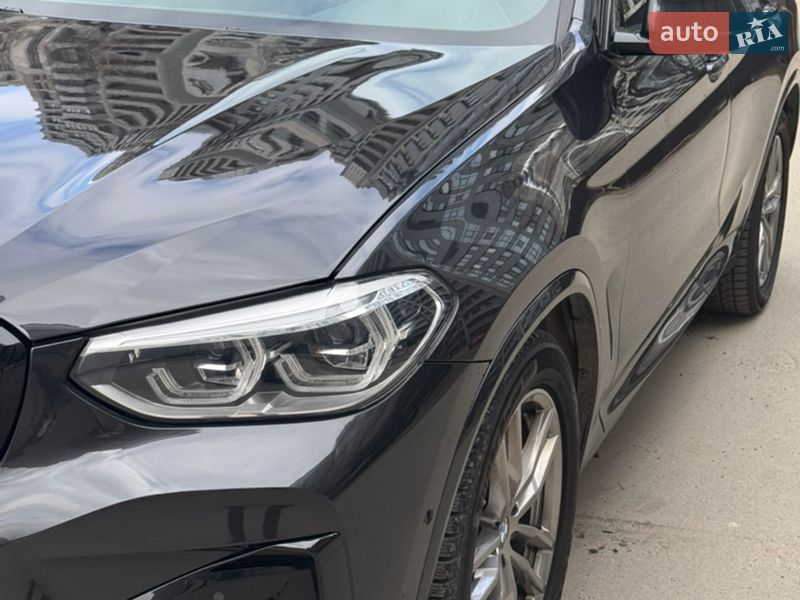 Внедорожник / Кроссовер BMW X4 2021 в Киеве