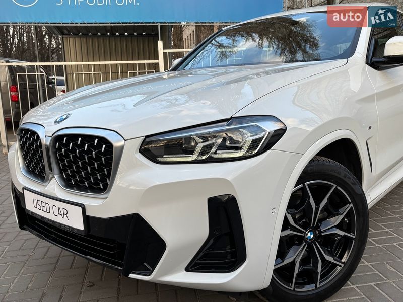 Внедорожник / Кроссовер BMW X4 2022 в Черкассах