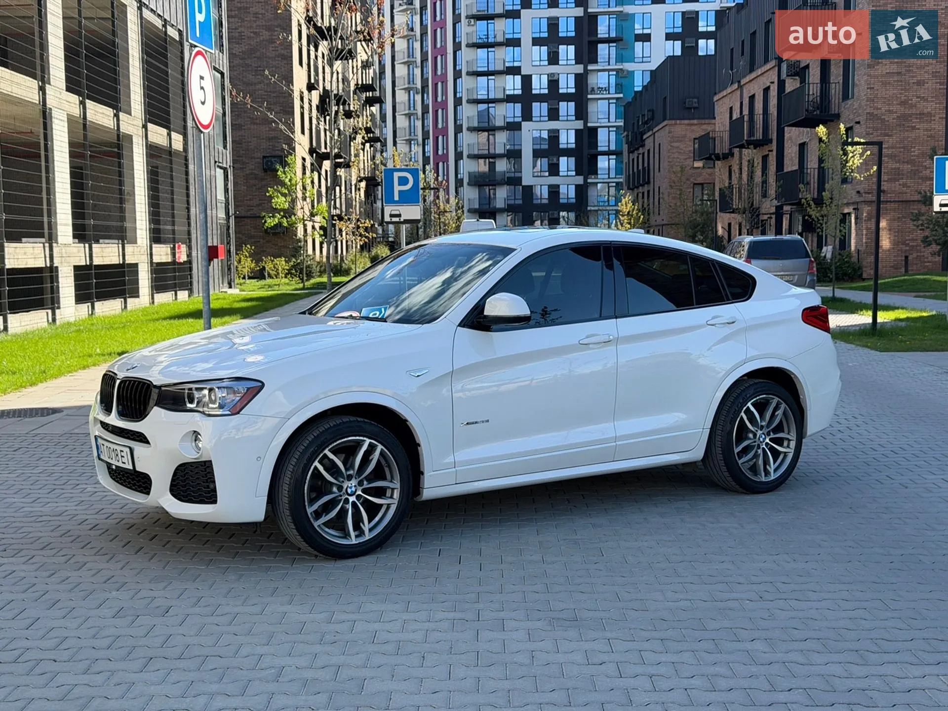 2017 BMW X4 - мініатюра 2