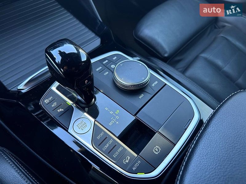 Внедорожник / Кроссовер BMW X4 2021 в Киеве