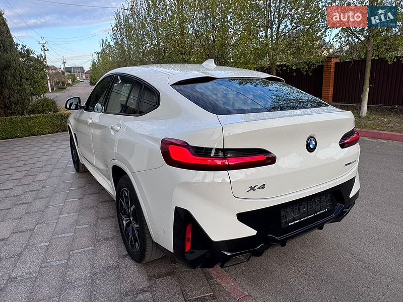 Внедорожник / Кроссовер BMW X4 2022 в Киеве