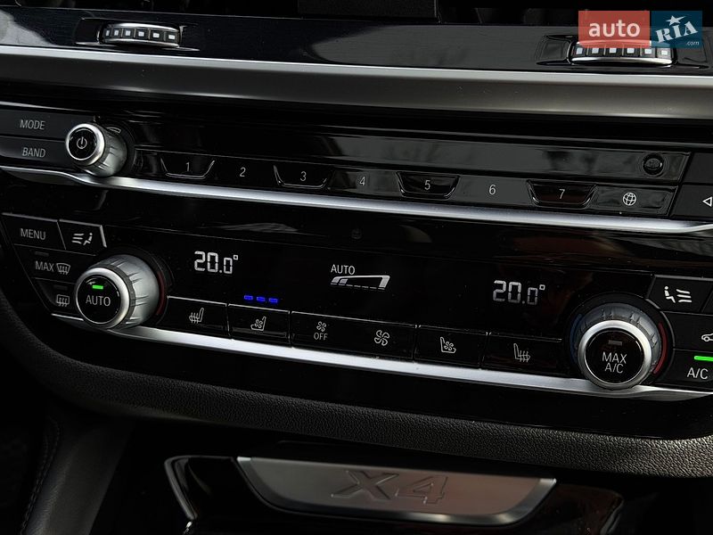 Внедорожник / Кроссовер BMW X4 2021 в Львове