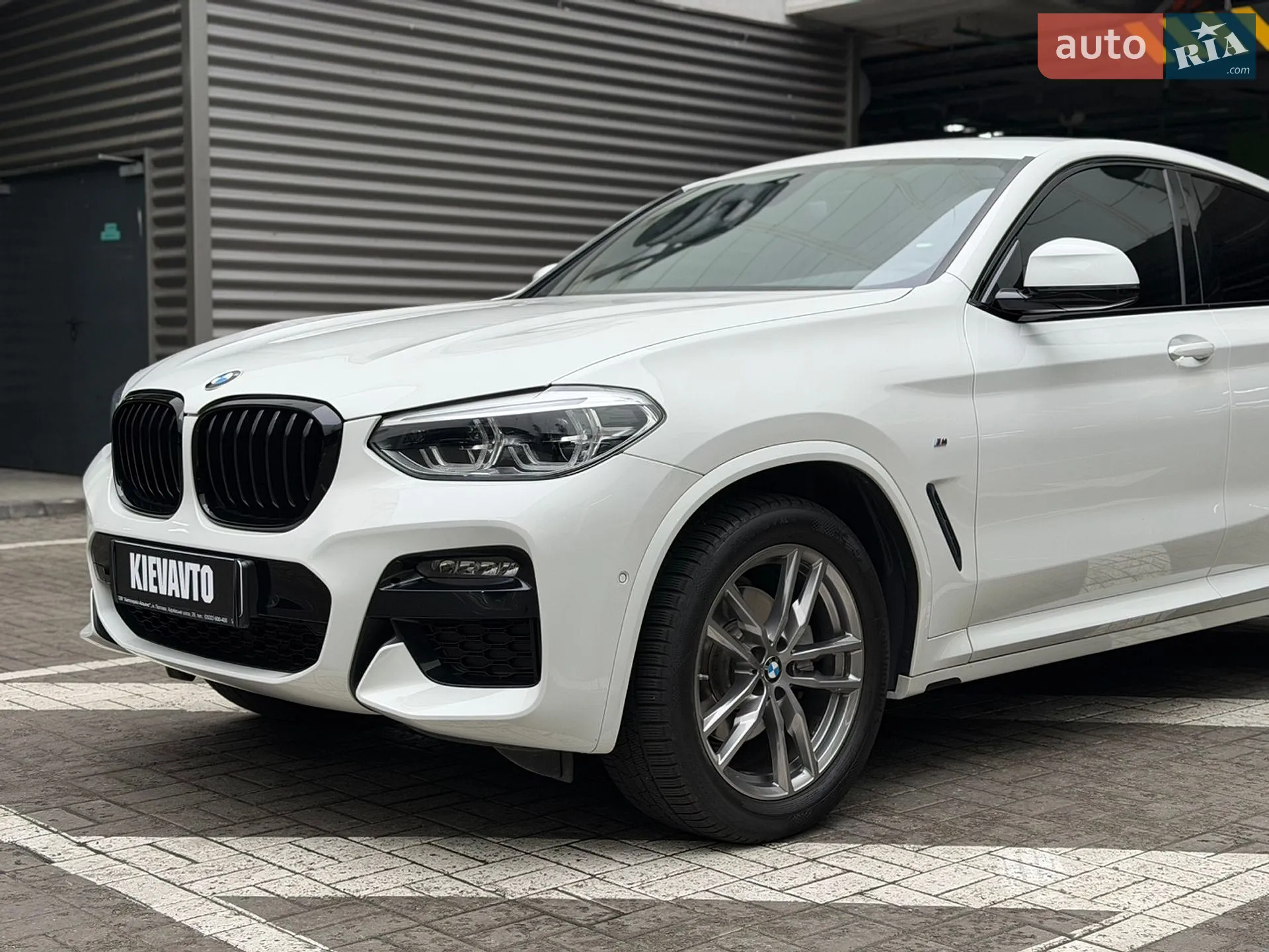 2021 BMW X4 - мініатюра 2