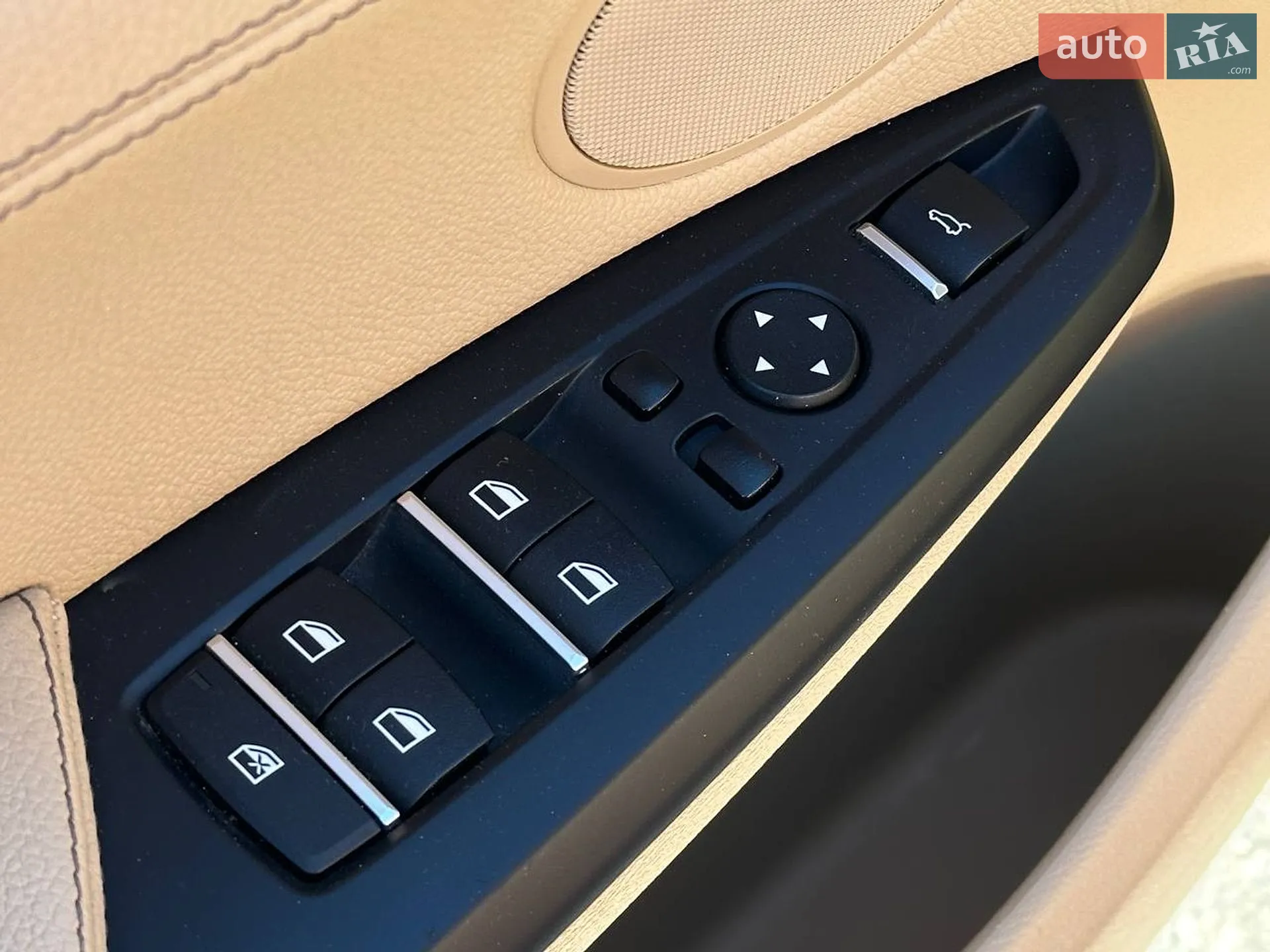 2015 BMW X4 - мініатюра 15
