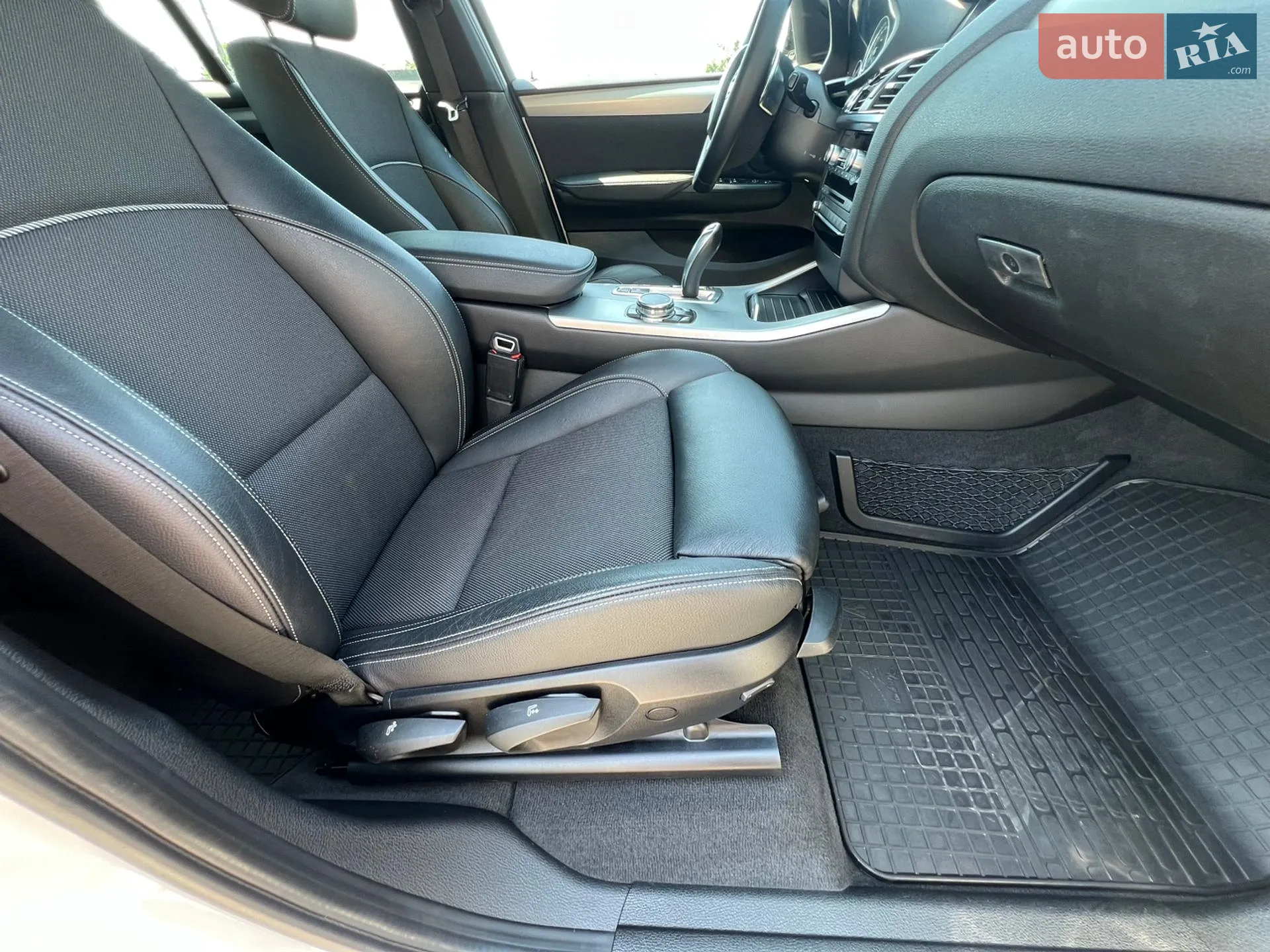 2015 BMW X4 - мініатюра 36