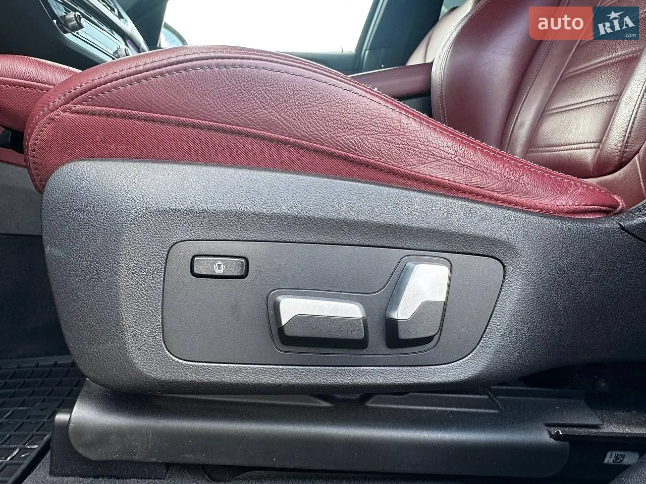 2021 BMW X4 - мініатюра 16