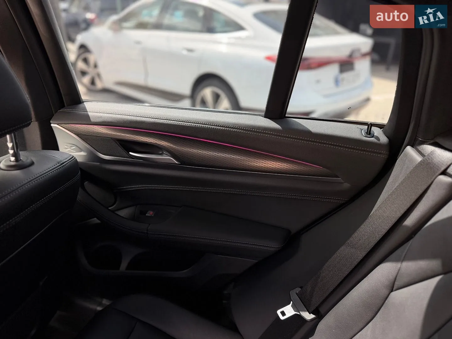 2024 BMW X4 - мініатюра 24