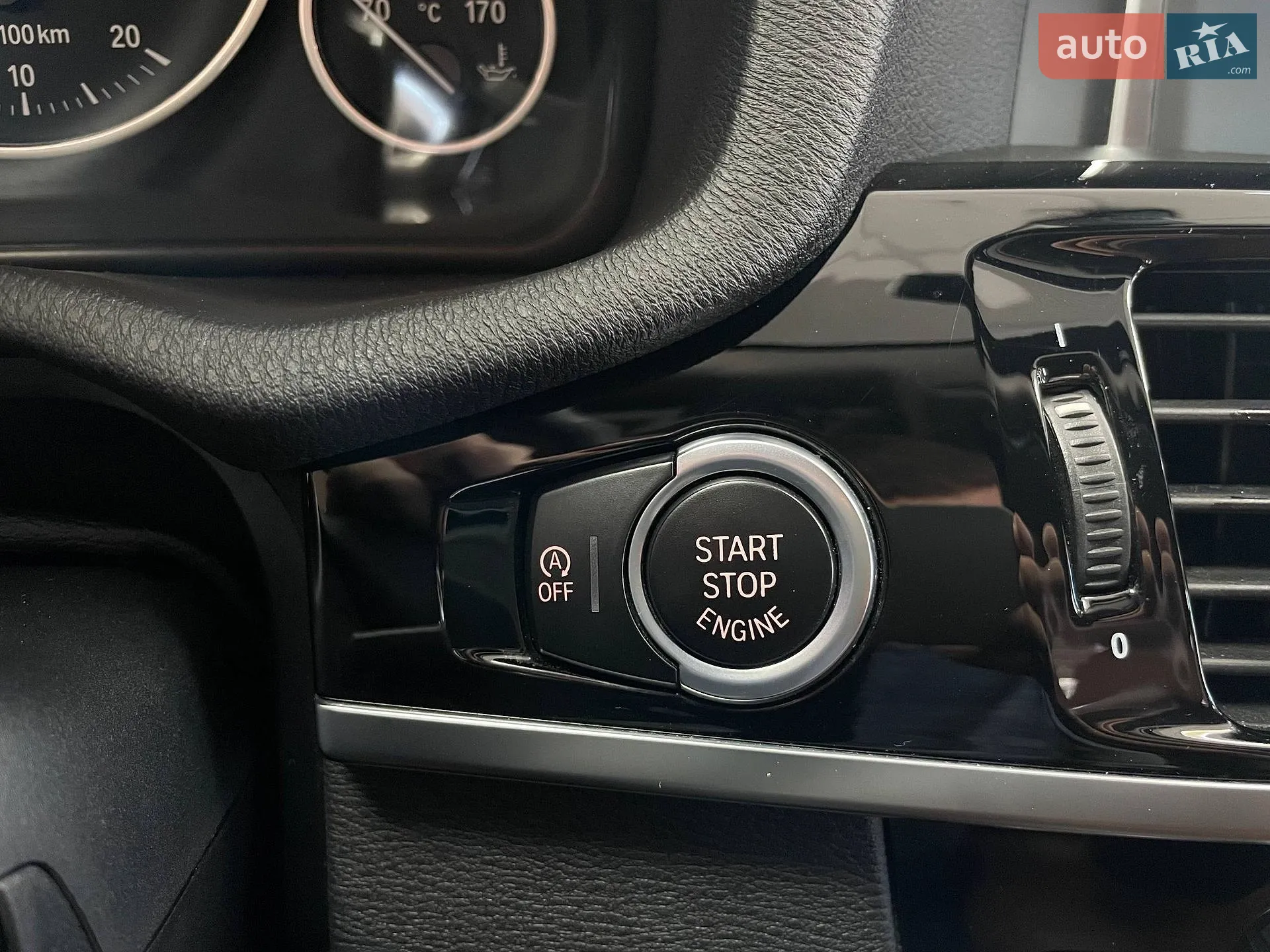 2016 BMW X4 - мініатюра 28