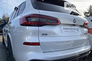 Позашляховик / Кросовер BMW X5 M 2019 в 