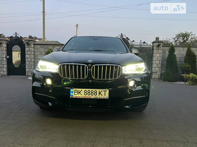 Позашляховик / Кросовер BMW X5 M 2015 в Дубні