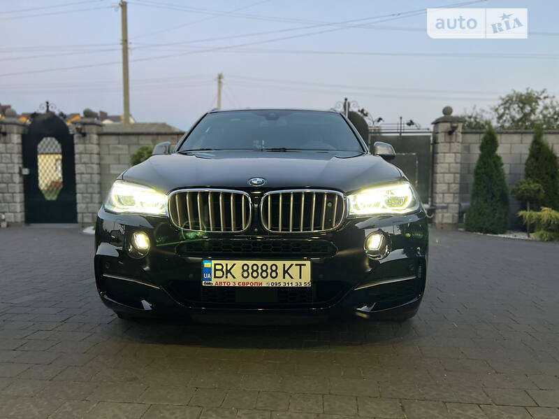 Позашляховик / Кросовер BMW X5 M 2015 в Дубні