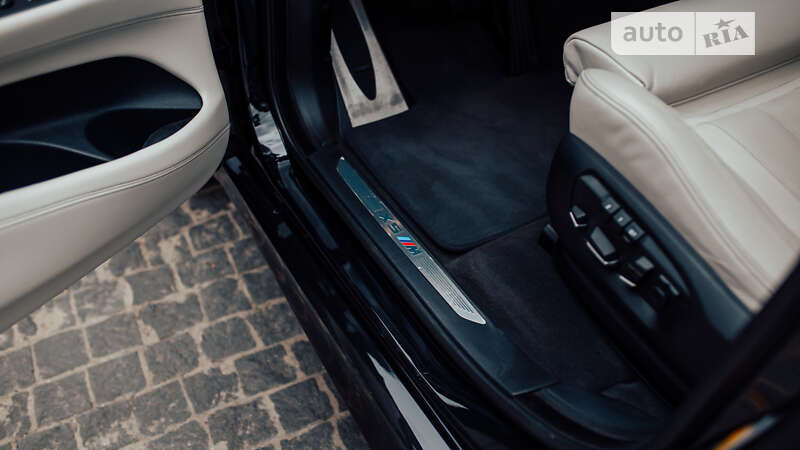 Внедорожник / Кроссовер BMW X5 M 2017 в Черновцах