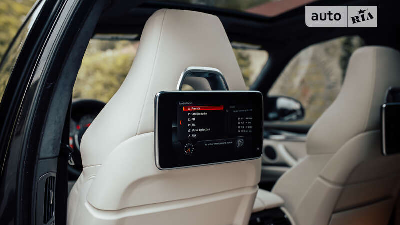 Внедорожник / Кроссовер BMW X5 M 2017 в Черновцах